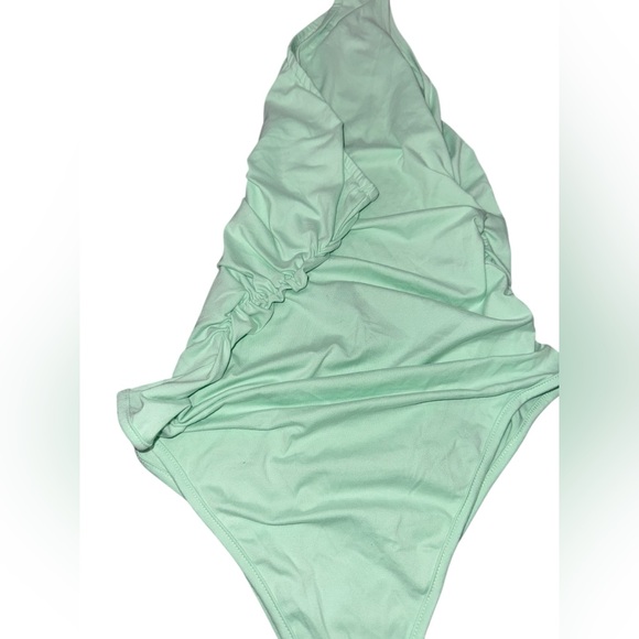 ✨ 5/$30‎ ✨ SHEIN Mint Green One Shoulder Bodysuit - Picture 4 of 6